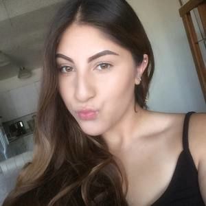 Meet your Posher, Celeste